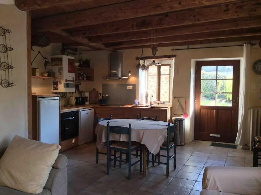 La Maison Du Ruisseau Saint-Etienne-de-Valoux 0*,